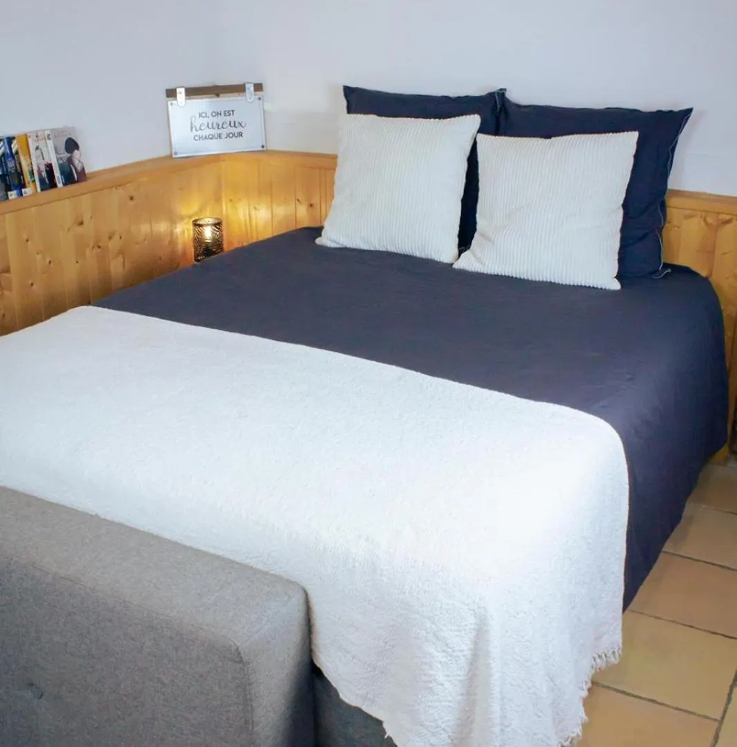 Le Poulailler De Montgilbert Apartment Aiguebelle
